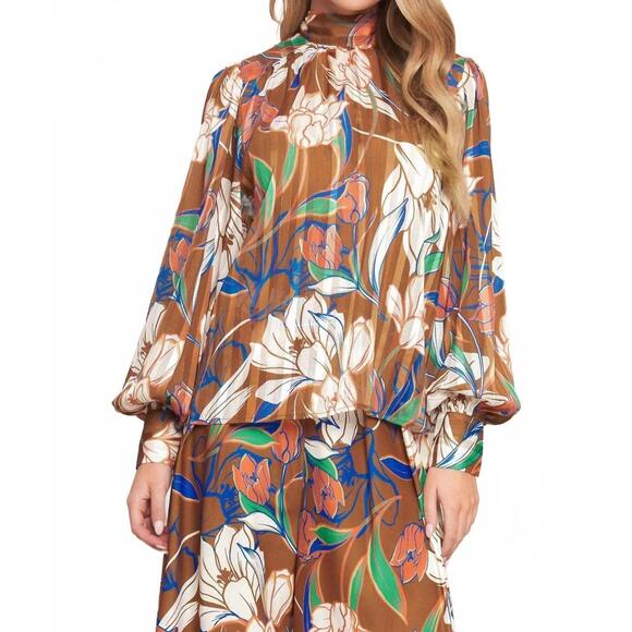 FLYING TOMATO Tops - NEW FLYING TOMATO tie floral blouse in brown